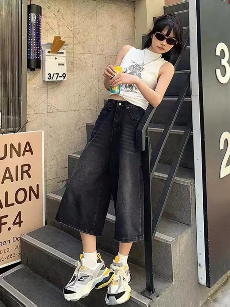 Mid Waist Washed Wide Leg Jorts