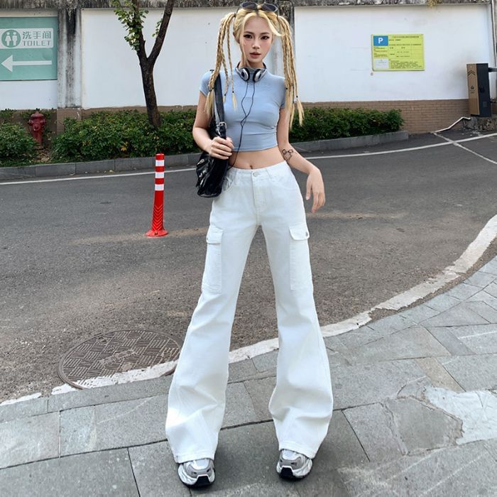 Mid Rise Plain Bootcut Cargo Pants
