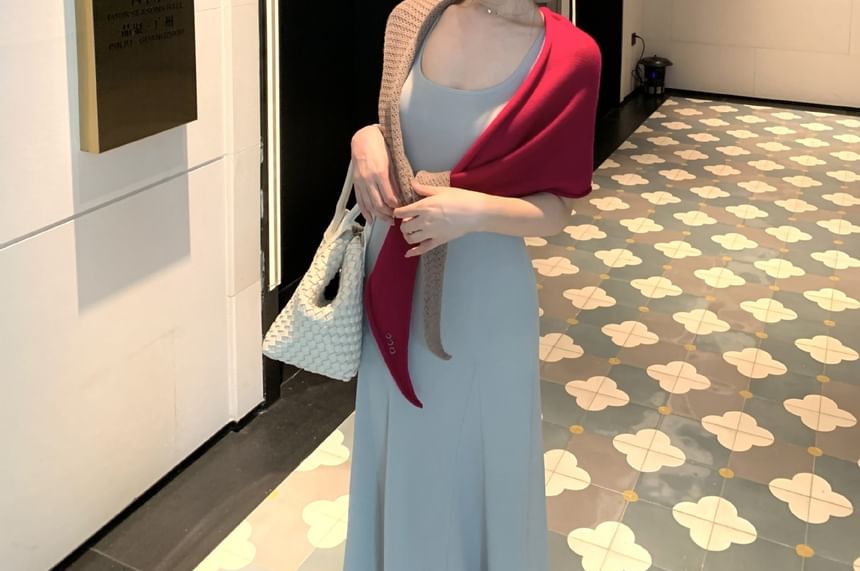 Scoop Neck A-Line Maxi Dress - Sleeveless Plain