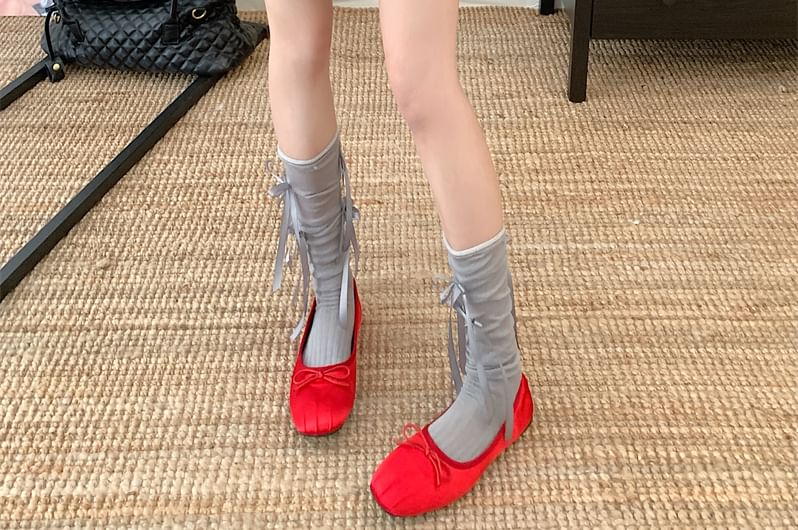 Double-Belted High-Waist Pleated Mini Skirt with Chic Detail