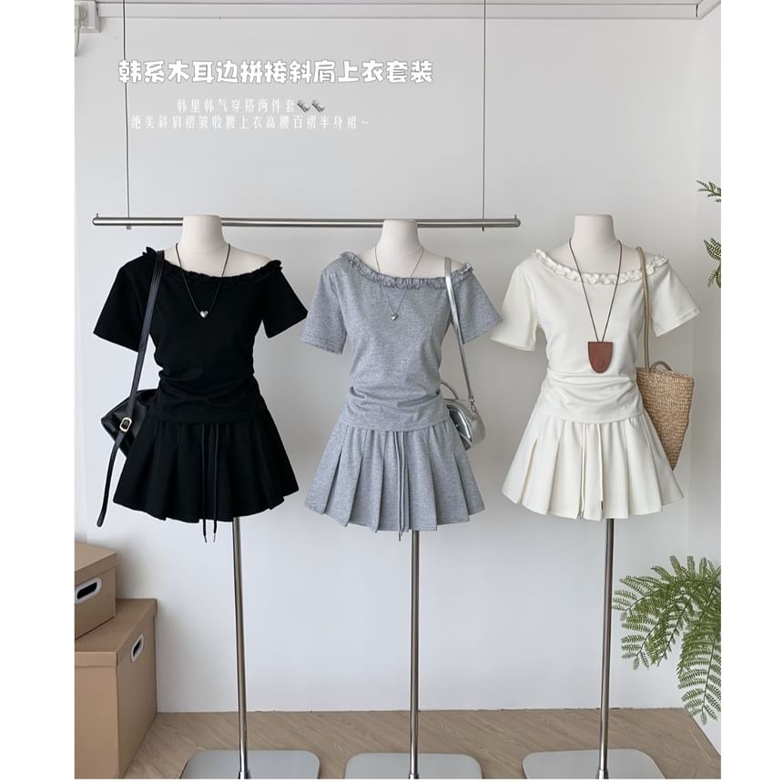 Short-Sleeve Top with Pleated Mini Skirt Set