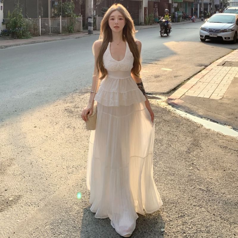 Flowy Sleeveless Top with High Waist Maxi Skirt