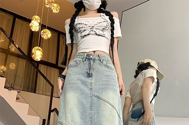 Distressed Denim Maxi Skirt with Frayed Hem