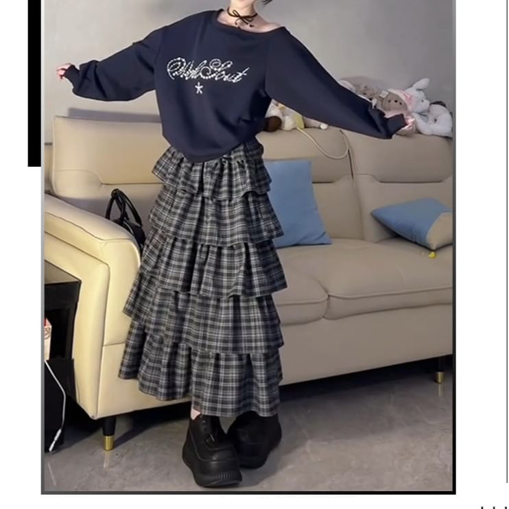 Tiered Midi Skirt with Plaid Pattern and High Rise