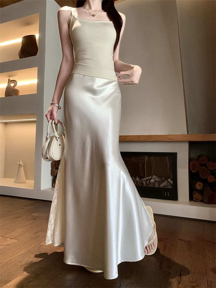 Satin Fishtail Midi Skirt with Lace Panel and High Waist