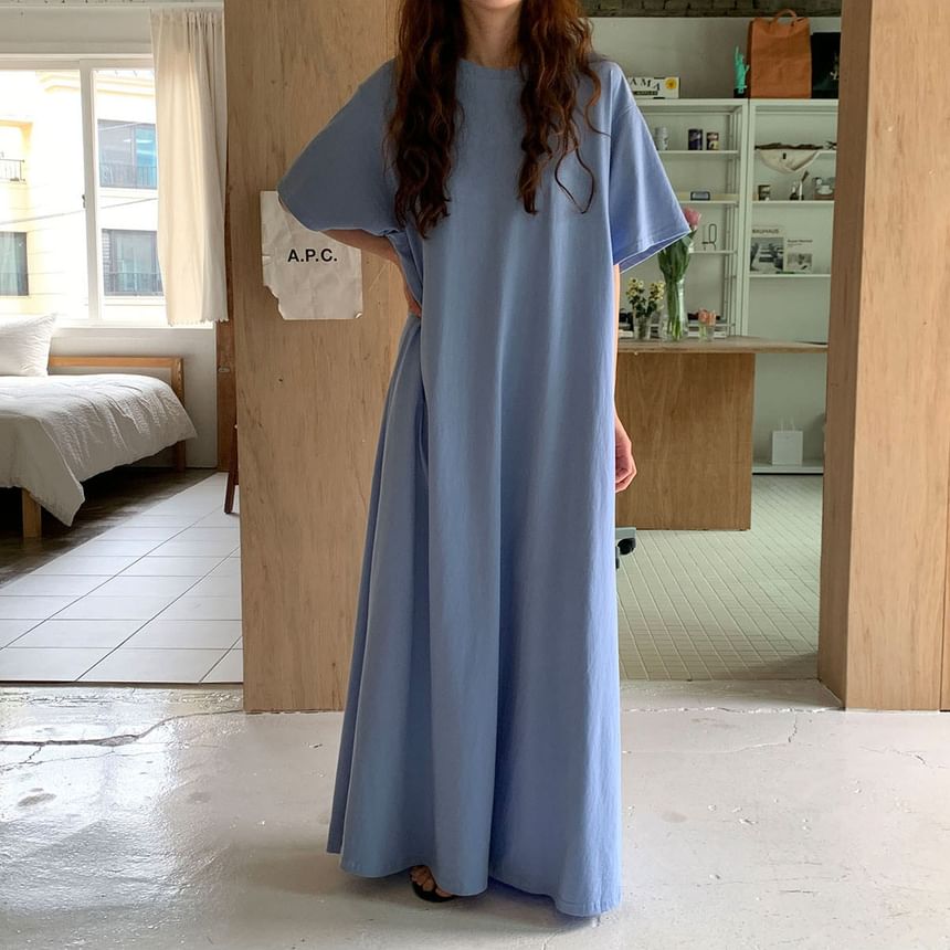 T-Shirt A-Line Maxi Dress - Elbow Sleeve Crewneck