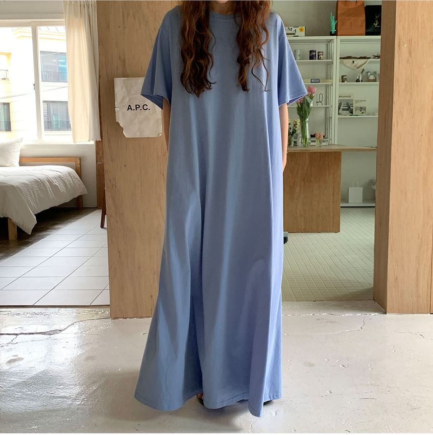 T-Shirt A-Line Maxi Dress - Elbow Sleeve Crewneck