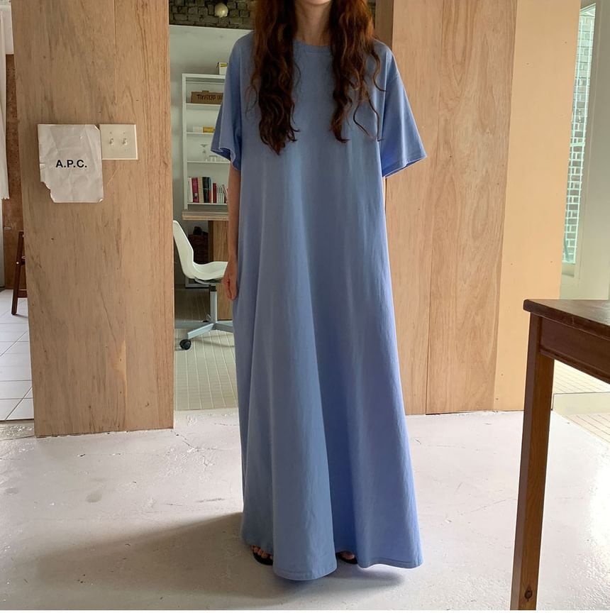 T-Shirt A-Line Maxi Dress - Elbow Sleeve Crewneck