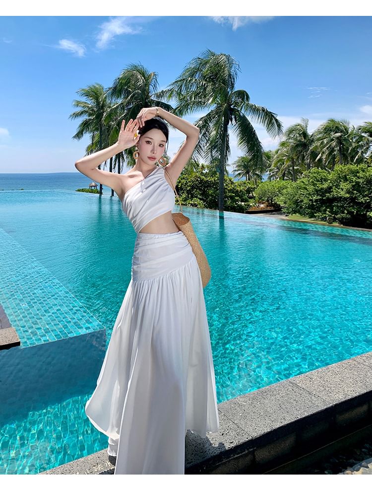 One-Shoulder Cutout Asymmetric A-Line Maxi Dress