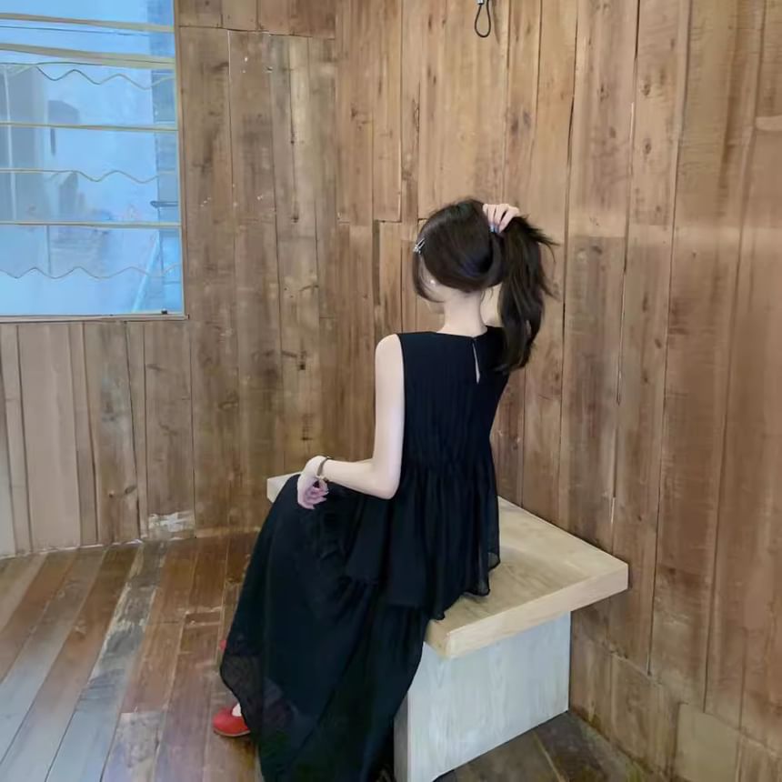 Mock Two Piece Round Neck Sleeveless A-Line Maxi Dress