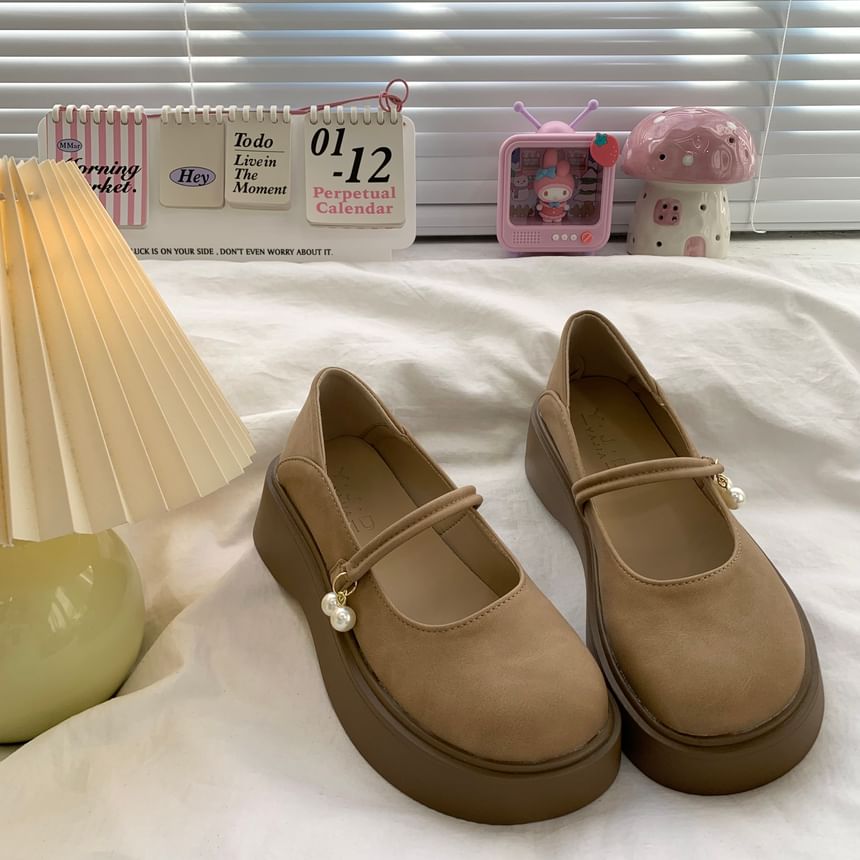 Faux Pearl Platform Mary Jane Shoes