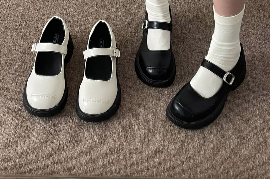 Round Toe Faux Leather Mary Jane Shoes