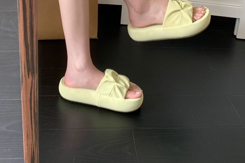 Plain Ruched Platform Slide Sandals