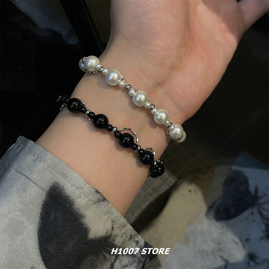 Faux Pearl / Faux Gemstone Bead Helical Alloy Bracelet / Choker
