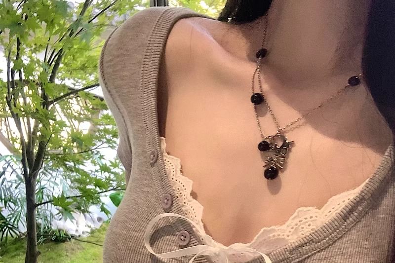 Short Sleeve Lace Trim Crop Scoop Neck Top