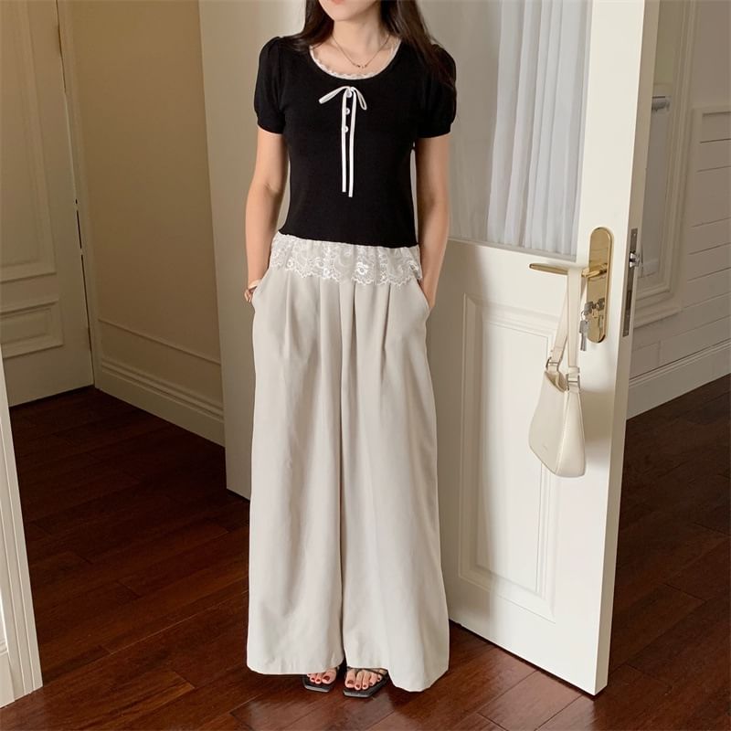 Short Sleeve Lace Trim U Neck Top