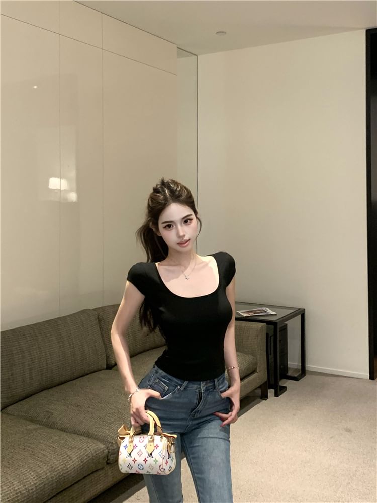 Lace Panel Short Sleeve Crop Top