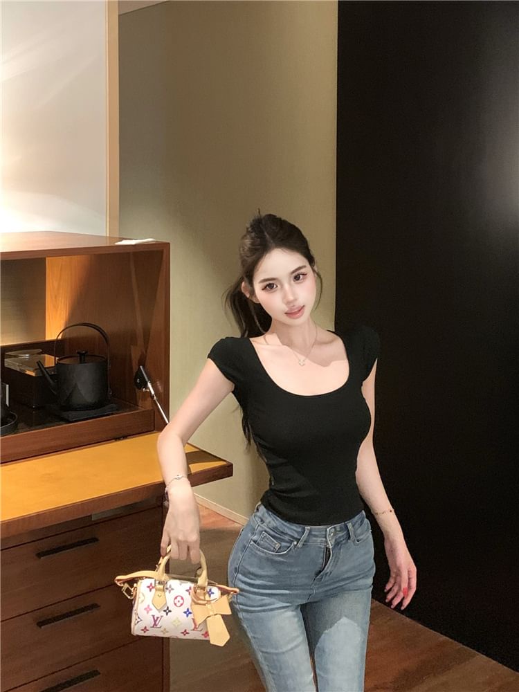 Lace Panel Short Sleeve Crop Top