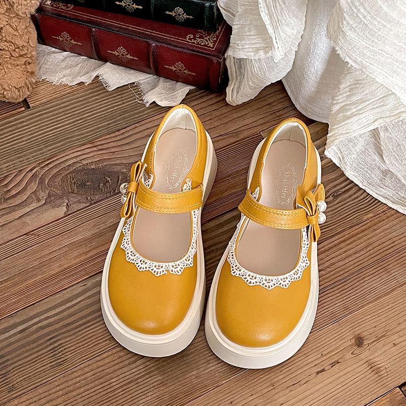 Plain Platform Mary Jane Shoes