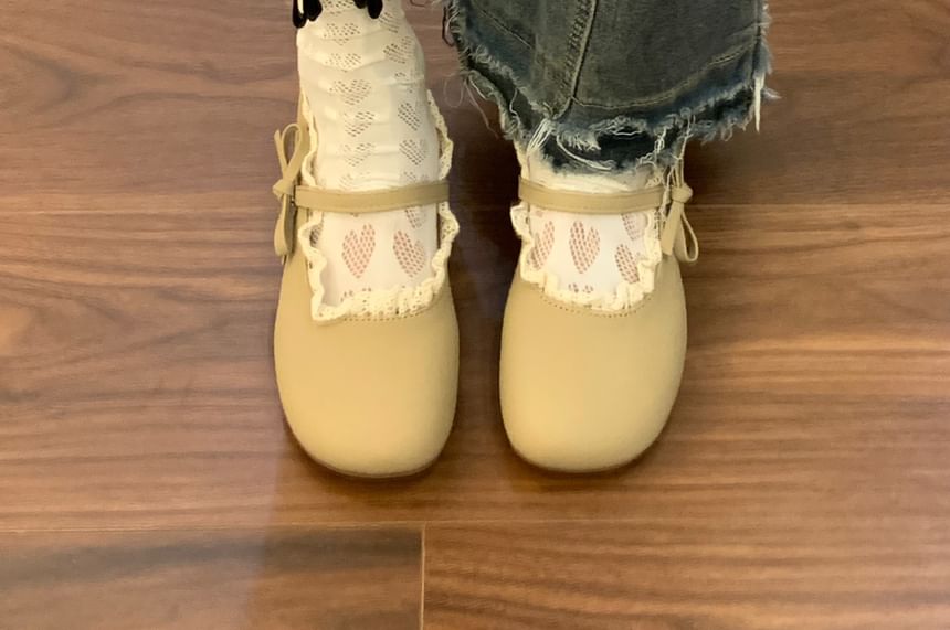 Lace Ruffle Mary Jane Shoes