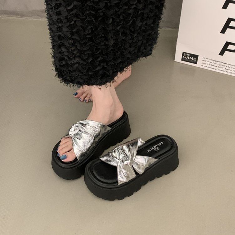 Twisted Platform Slide Sandals