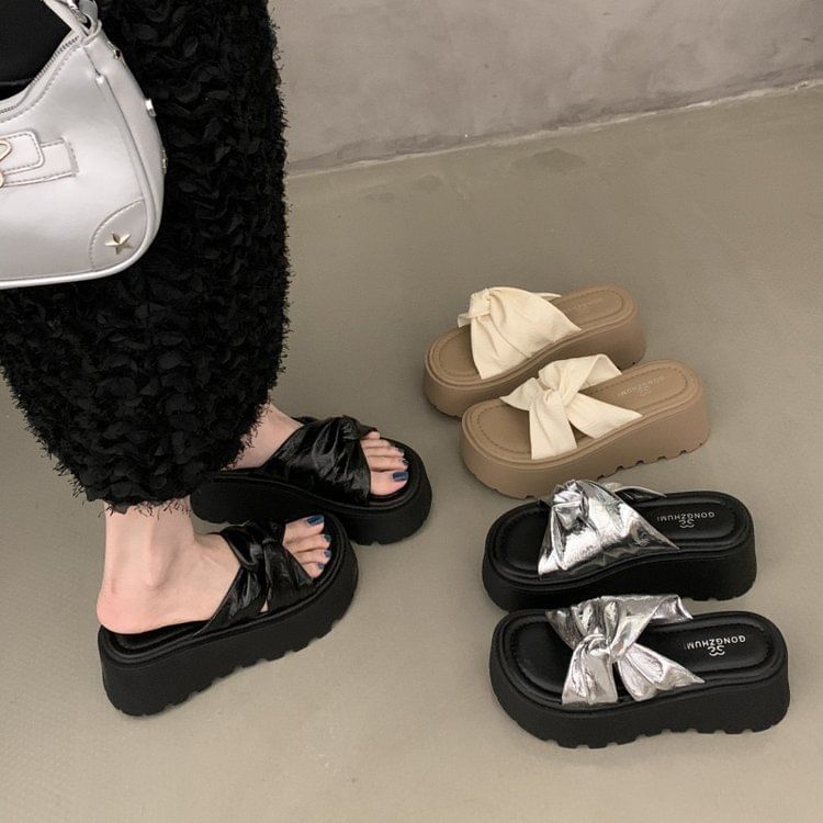 Twisted Platform Slide Sandals