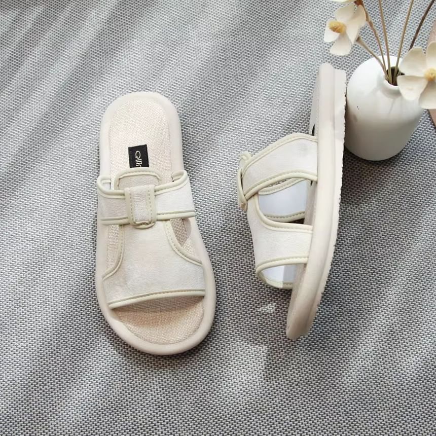 Plain Cutout Slide Sandals