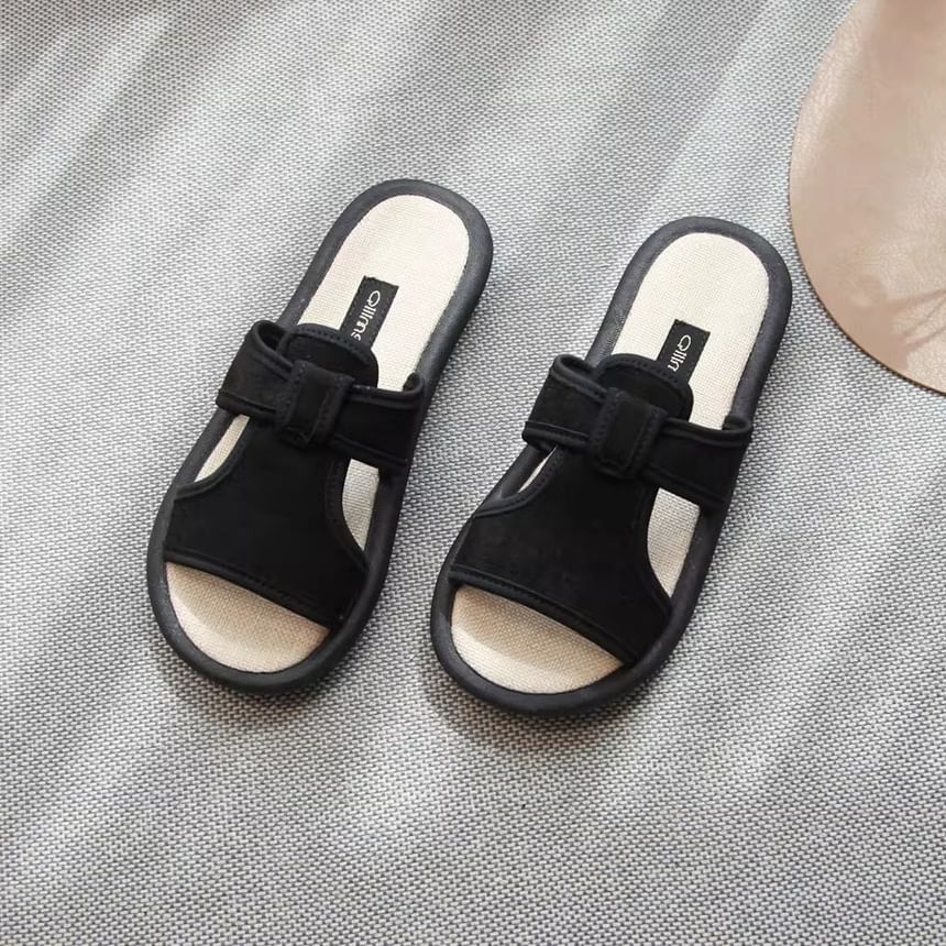 Plain Cutout Slide Sandals