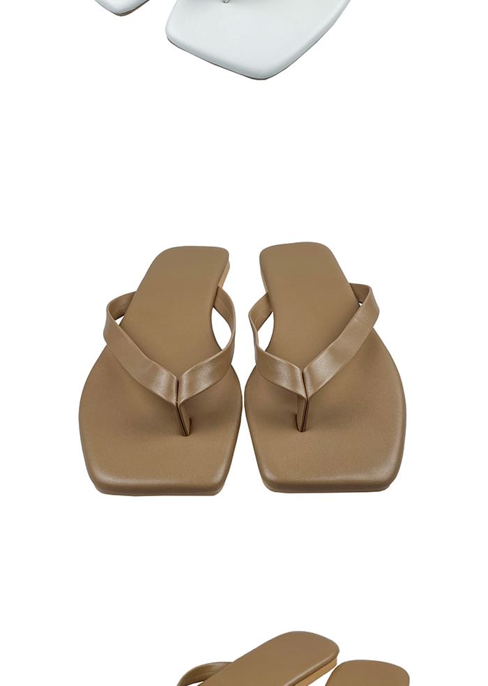 Plain Flip Flops