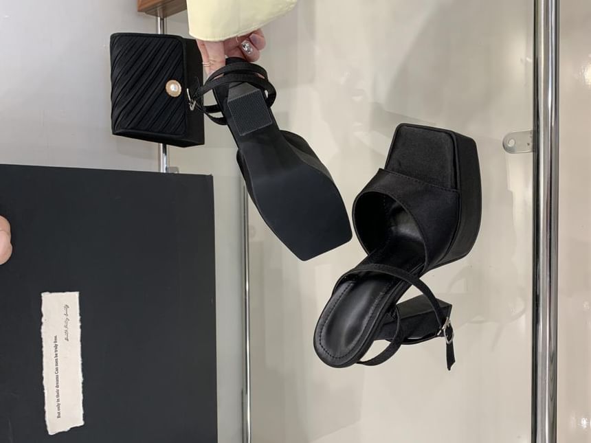 Block Heel Square Toe Sandals