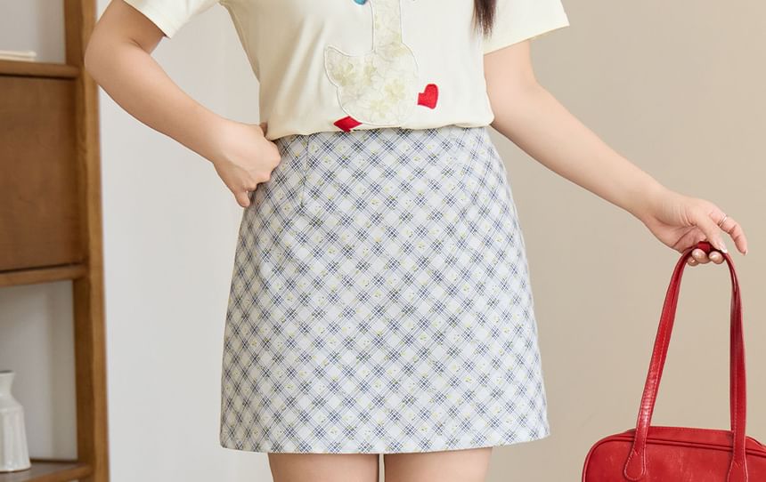 Classic Plaid Mini Skirt with High-Rise Waistband