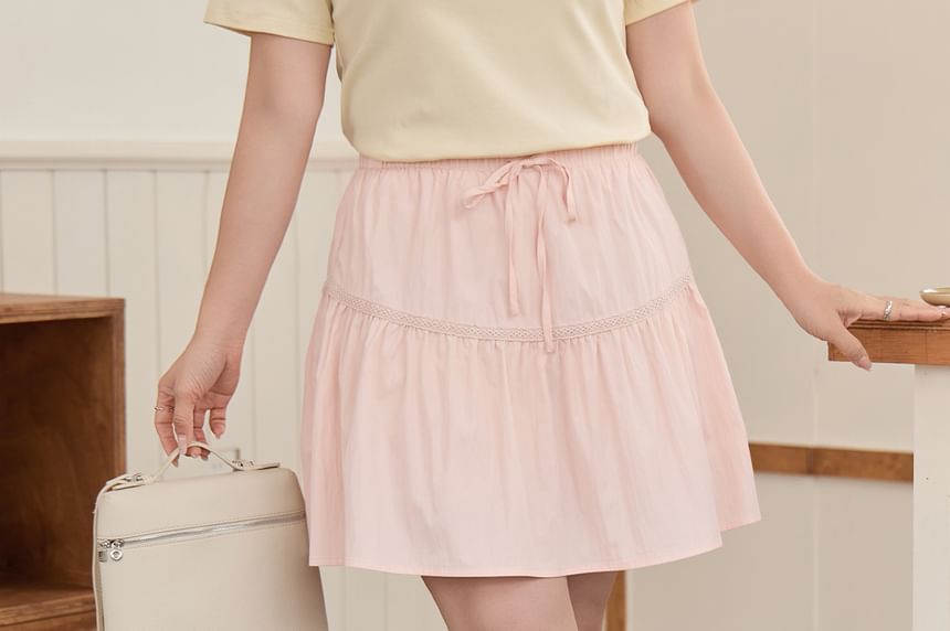 Lace-Trimmed Mini Skirt with High-Rise Waistline