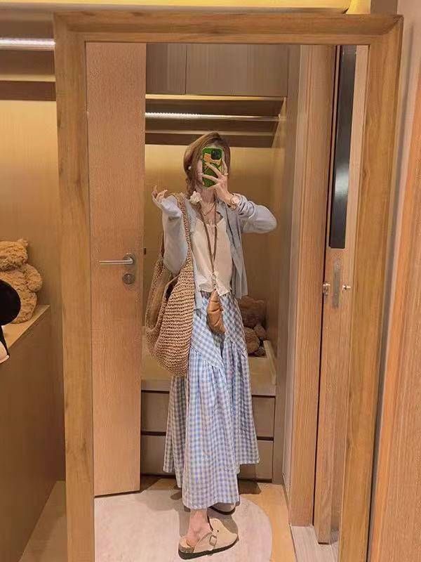 Plaid Maxi Skirt with High-Waist Flared Cut