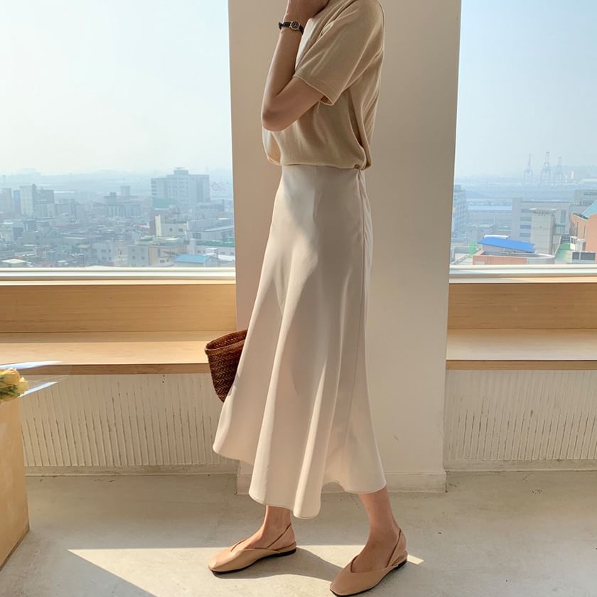 Classic Midi A-Line Skirt - High Waist