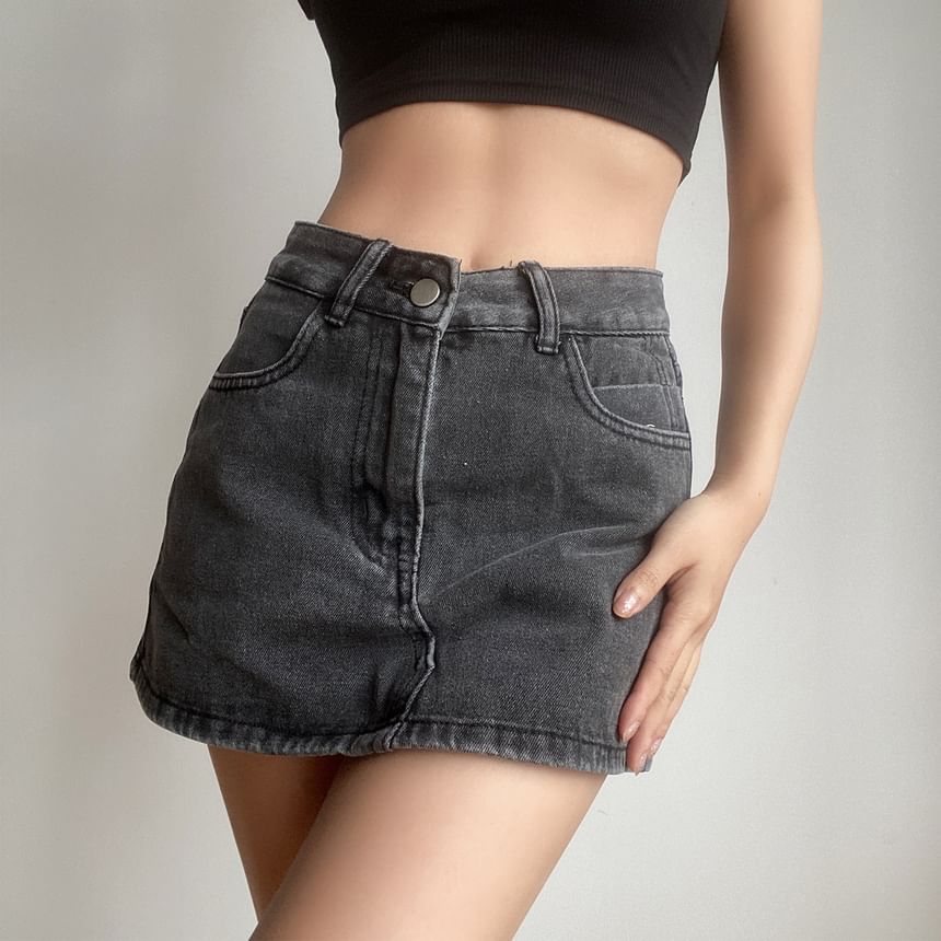 Faded Denim Mini Pencil Skirt with Mid-Rise Fit