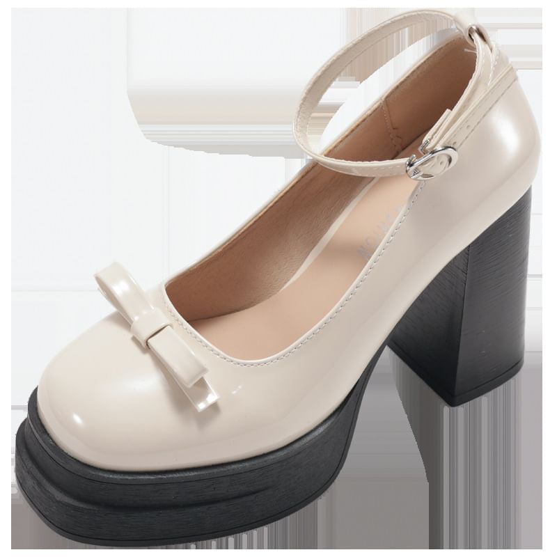 Faux Leather Patent Mary Jane Pumps