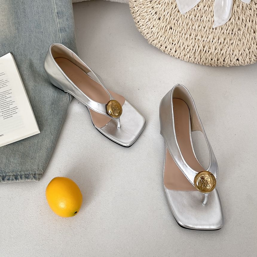 Hidden Wedge Cutout Sandals