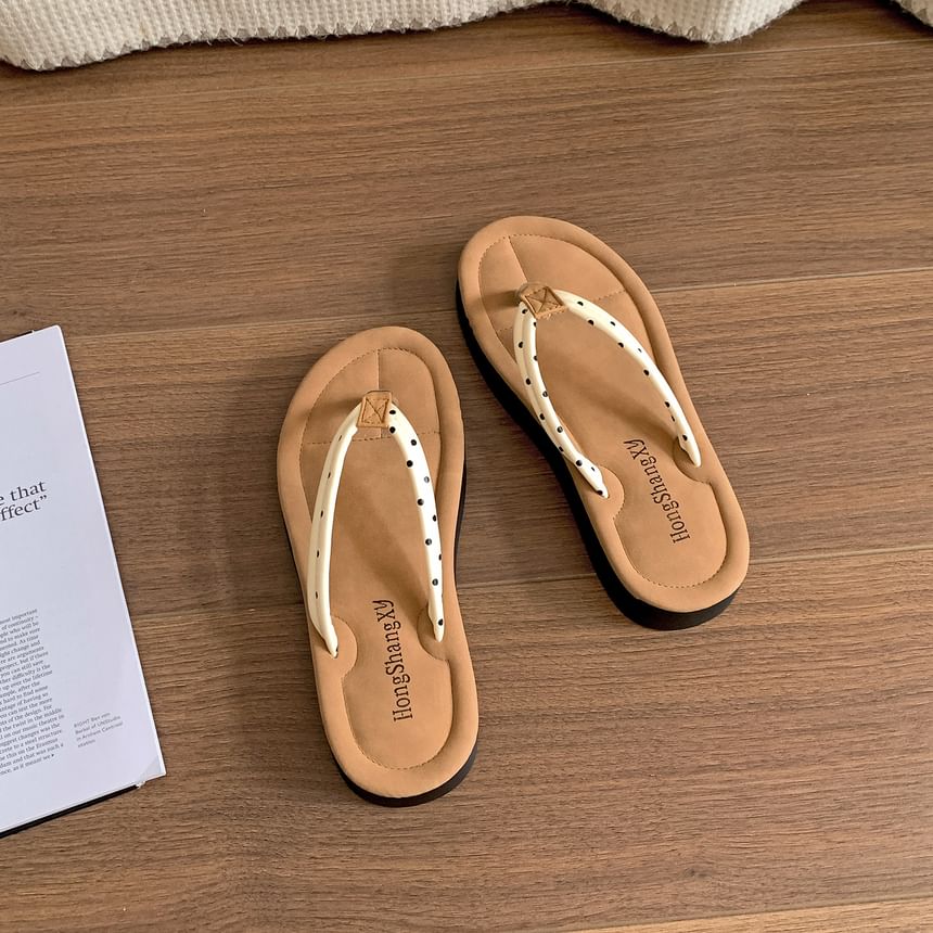 Dotted Platform Flip Flops