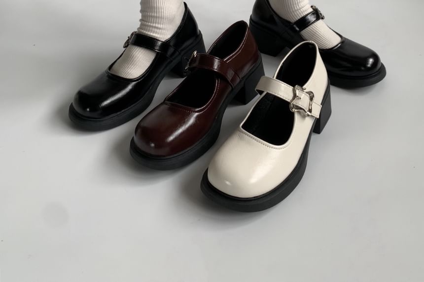 Low Heel Plain Mary Jane Pumps