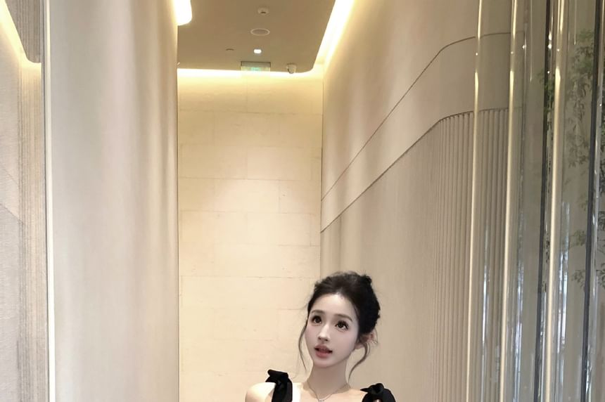 Lace Trim Shoulder Tie Camisole Top and Midi Pencil Skirt