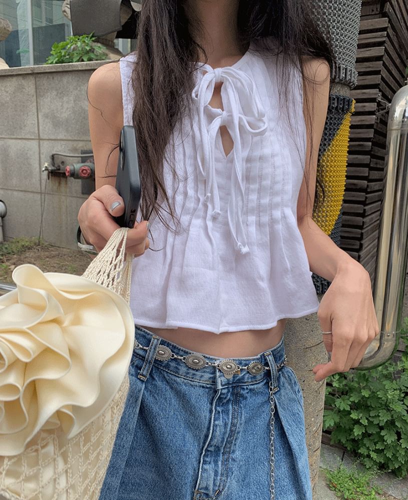 Plain Pleated Tie-Front Tank Blouse