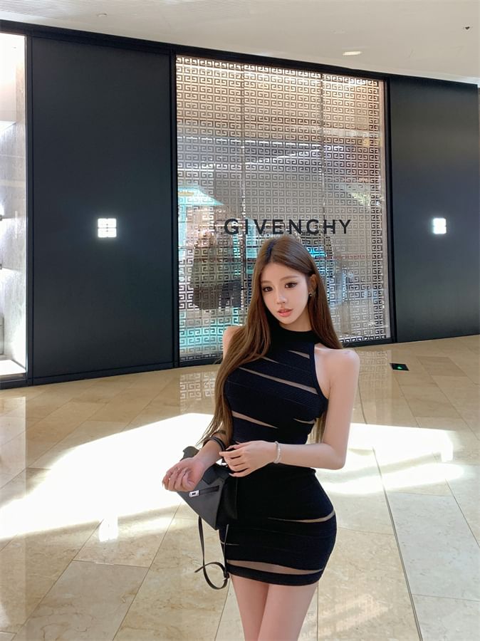 Sleeveless Mock Neck Cutout Crop Top & High Waist Mini Pencil Skirt Set