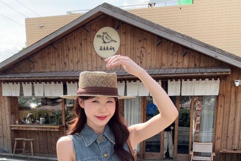 Sleeveless Washed Denim Button Up Shirt & Leopard Mini A-Line Skirt
