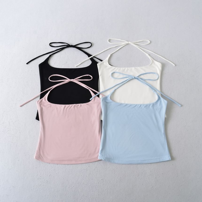 Plain Scoop-Neck Cropped Halter Blouse