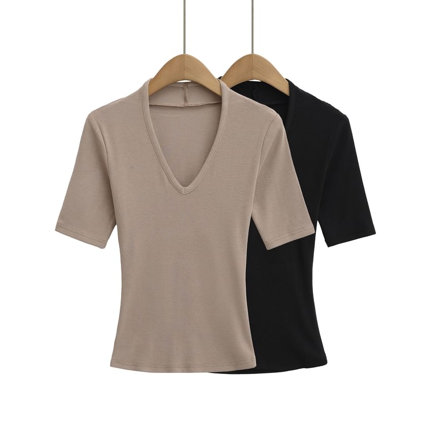 V-Neck Plain Short-Sleeved Tee