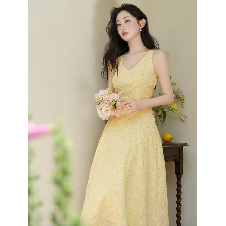 Black Sleeveless V-Neck A-Line Maxi Dress with Cardigan - Altfashion Shop