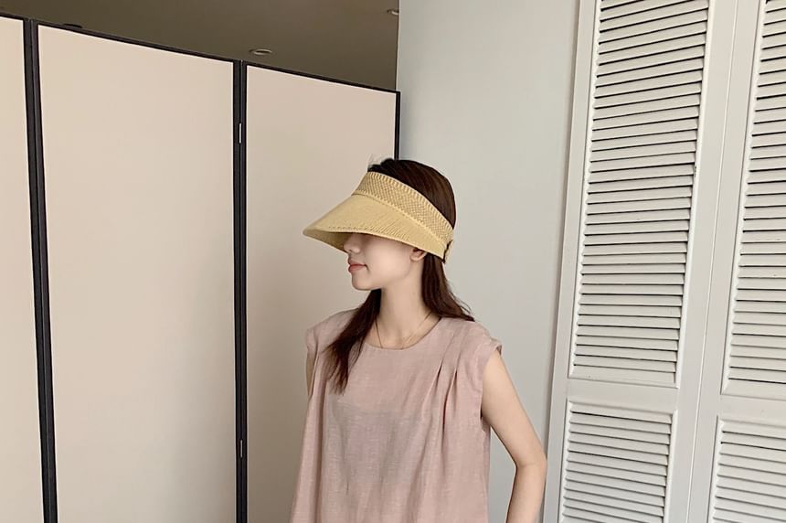 Round-Neck Sleeveless Plain Top