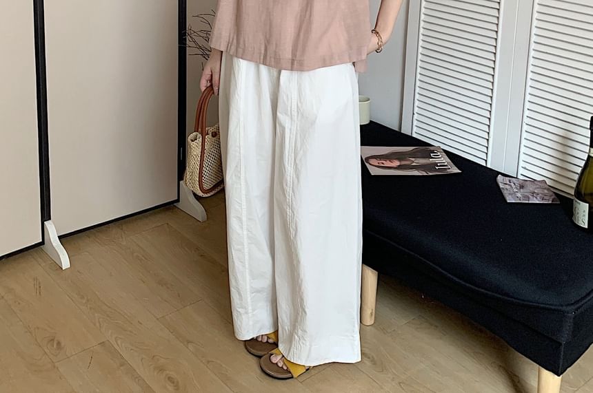 Round-Neck Sleeveless Plain Top