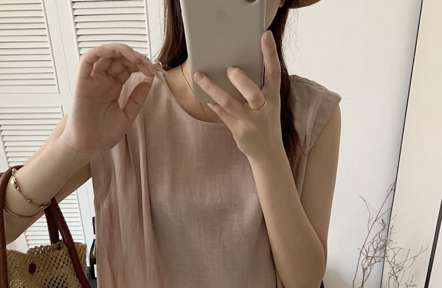 Round-Neck Sleeveless Plain Top