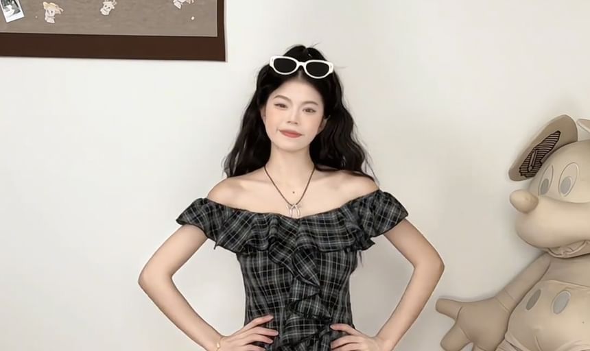 Plaid Ruffle Cold-Shoulder Short-Sleeved Top